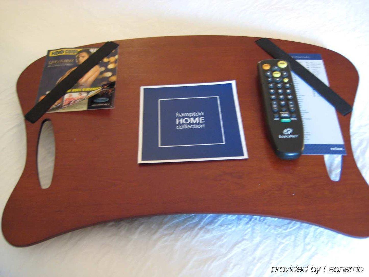 Hampton Inn Abingdon Bagian luar foto