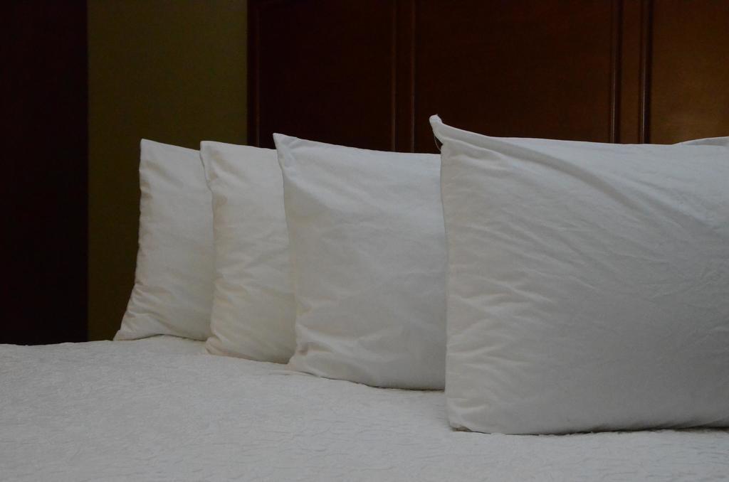 Hampton Inn Abingdon Bagian luar foto