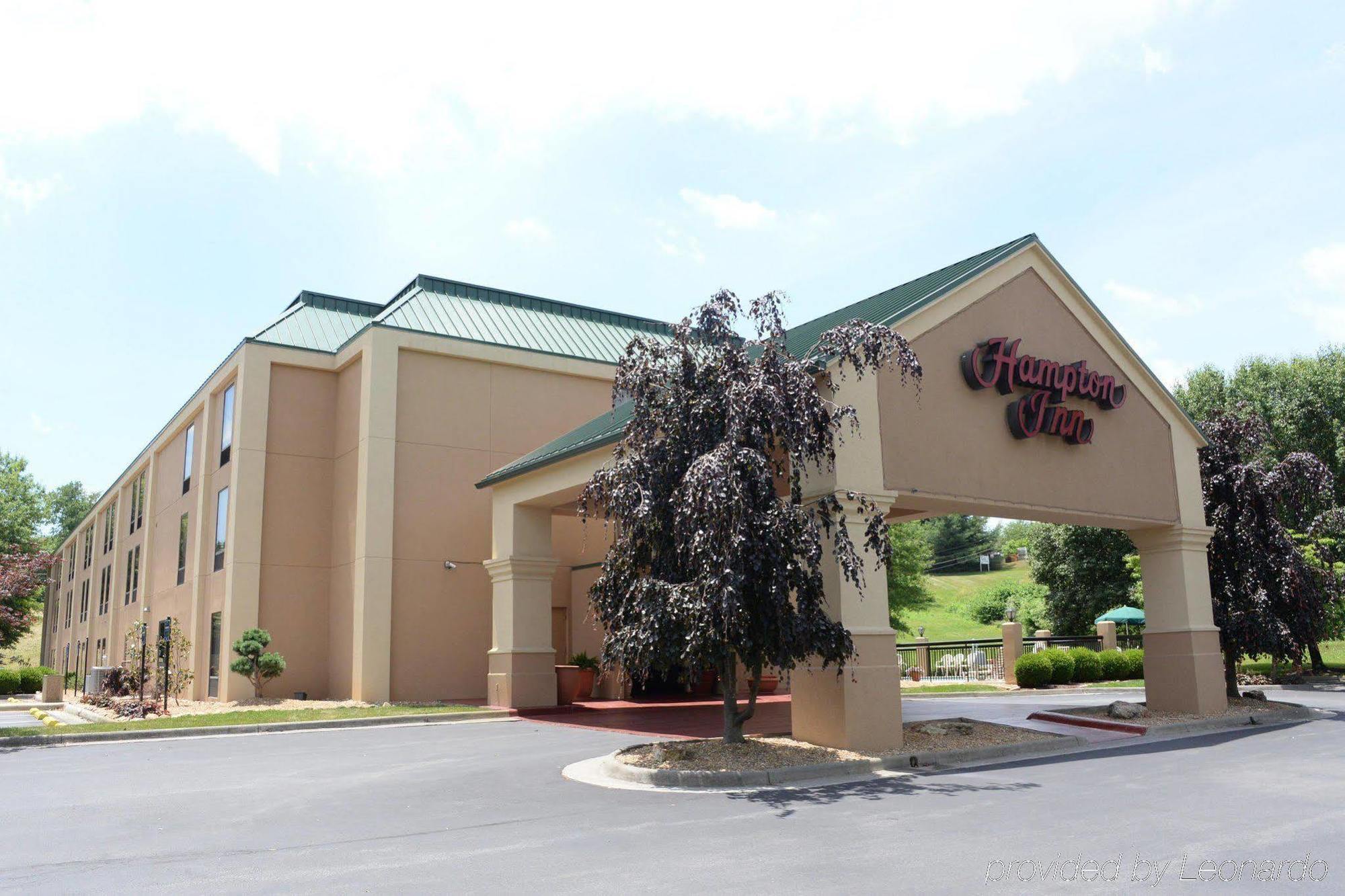 Hampton Inn Abingdon Bagian luar foto
