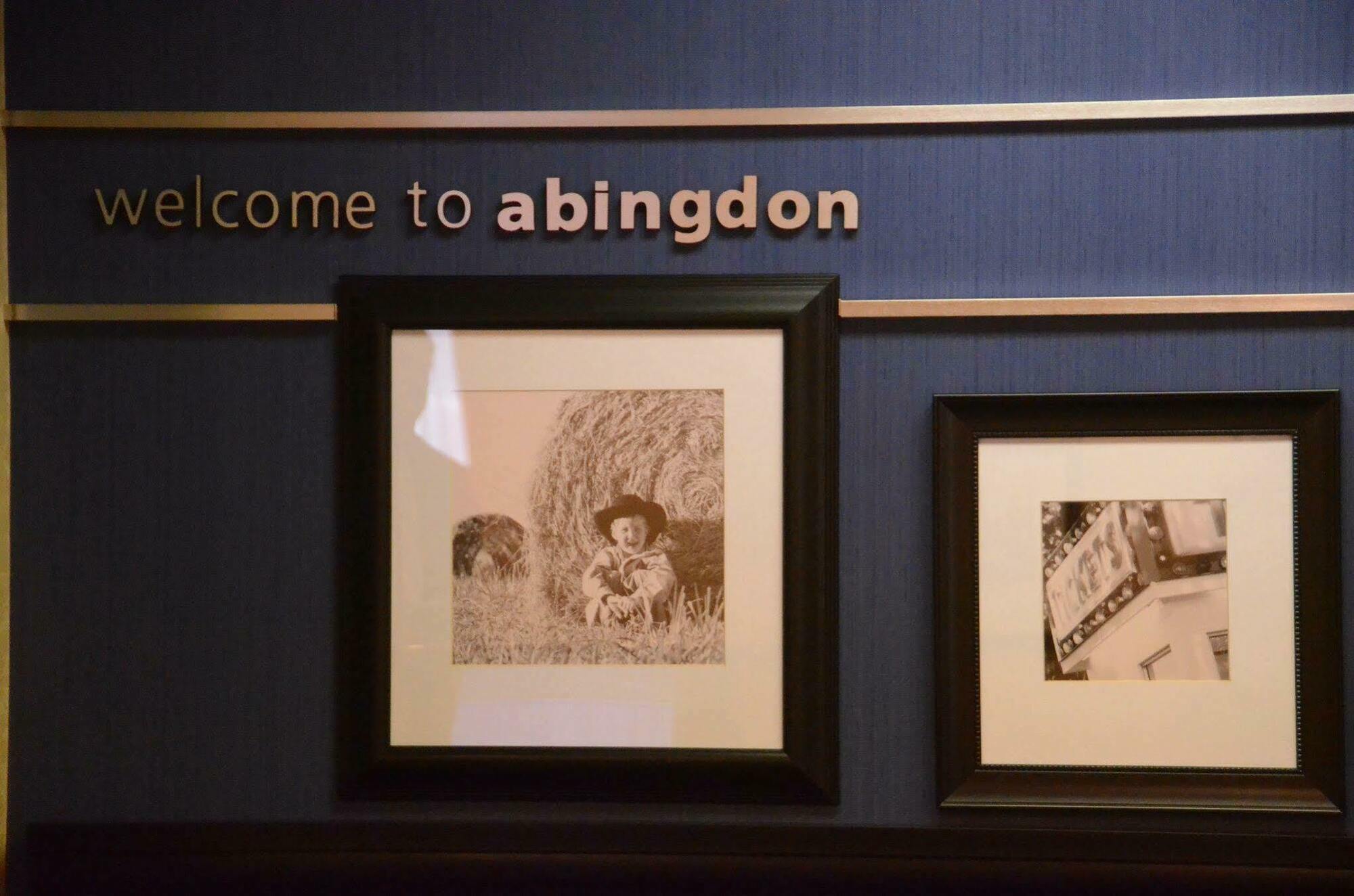 Hampton Inn Abingdon Bagian luar foto